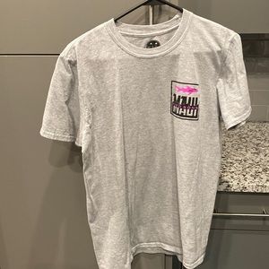 Medium light gray Maui and Sons T-shirt